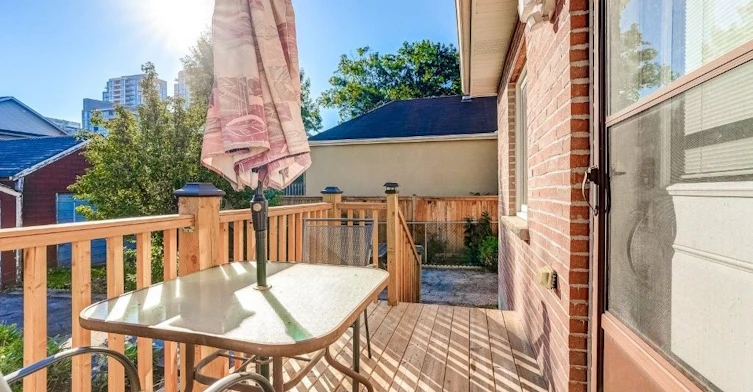 9 Culnan Avenue, Toronto, ON, M8Z 5A9 - 24