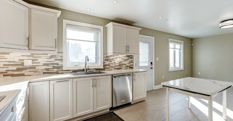 9 Culnan Avenue, Toronto, ON, M8Z 5A9 - 13