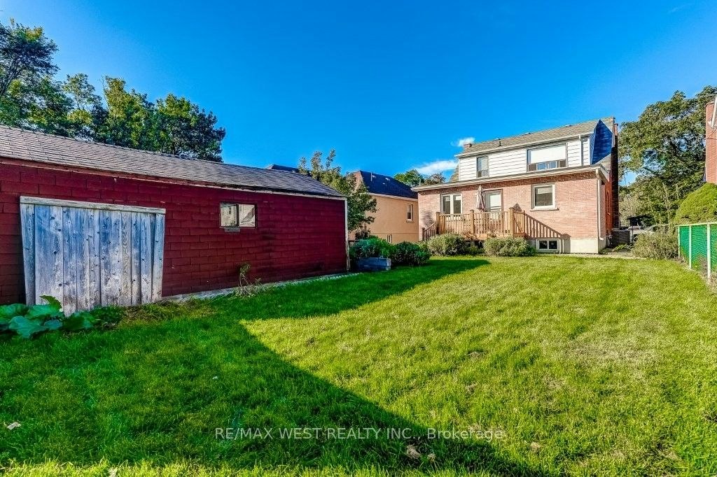 9 Culnan Avenue, Toronto, ON, M8Z 5A9 - 28