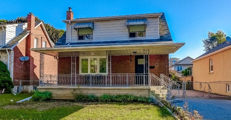 9 Culnan Avenue, Toronto, ON, M8Z 5A9