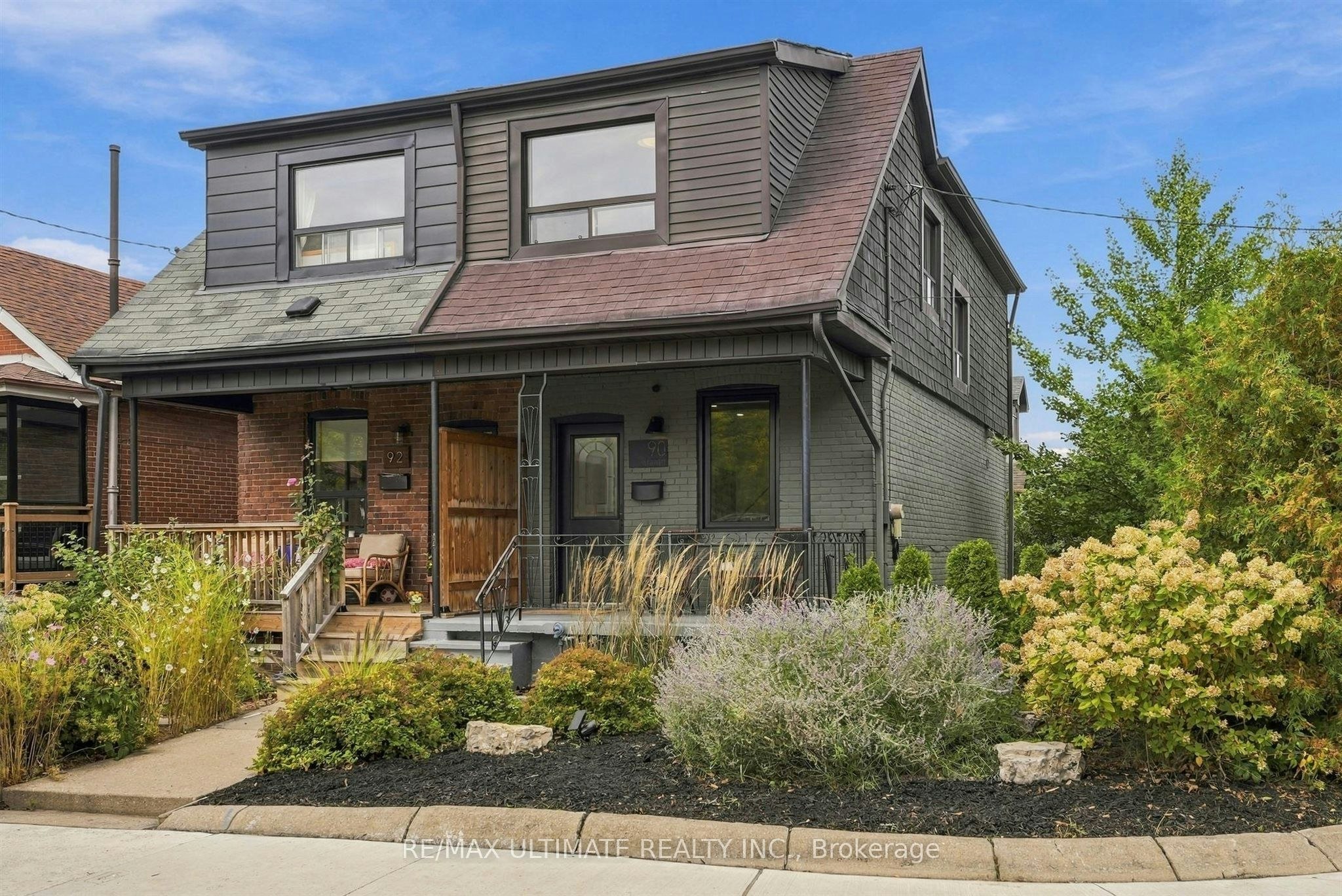 90 Rowntree Avenue, Toronto, ON, M6N 1S2