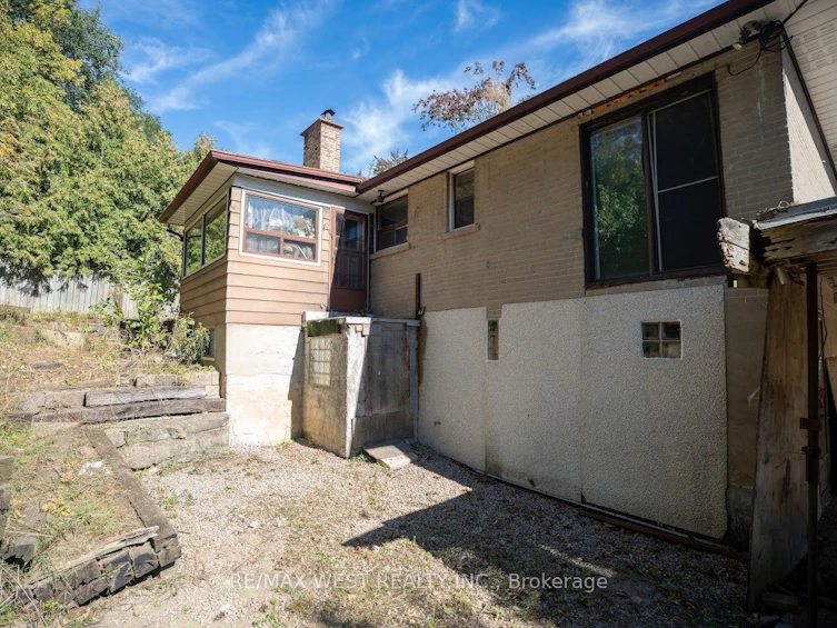 39 Mcmanus Road, Toronto, ON, M9P 2J9 - 13