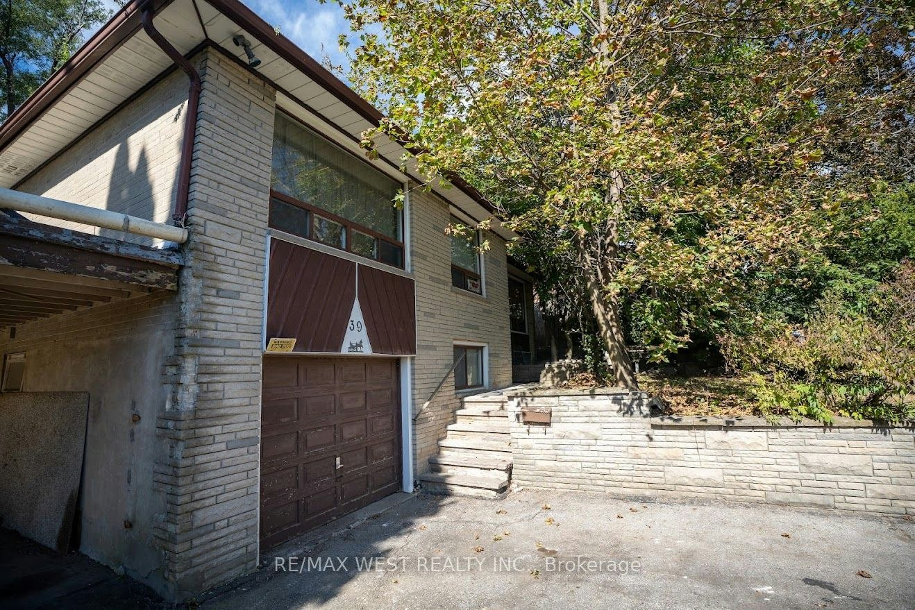 39 Mcmanus Road, Toronto, ON, M9P 2J9 - 17