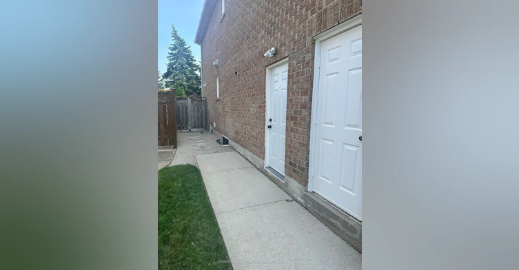 2026 Laurelcrest Place, Oakville, ON, L6M 3T7 - 2