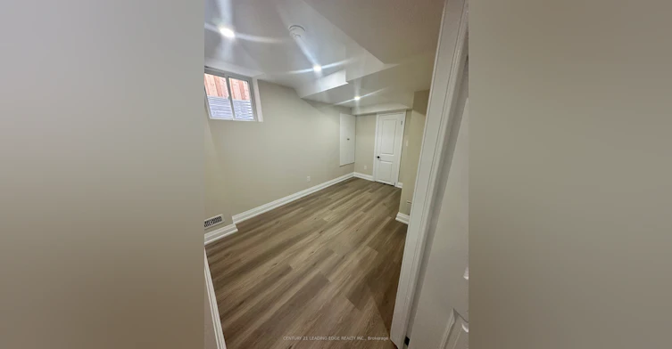 2026 Laurelcrest Place, Oakville, ON, L6M 3T7 - 4