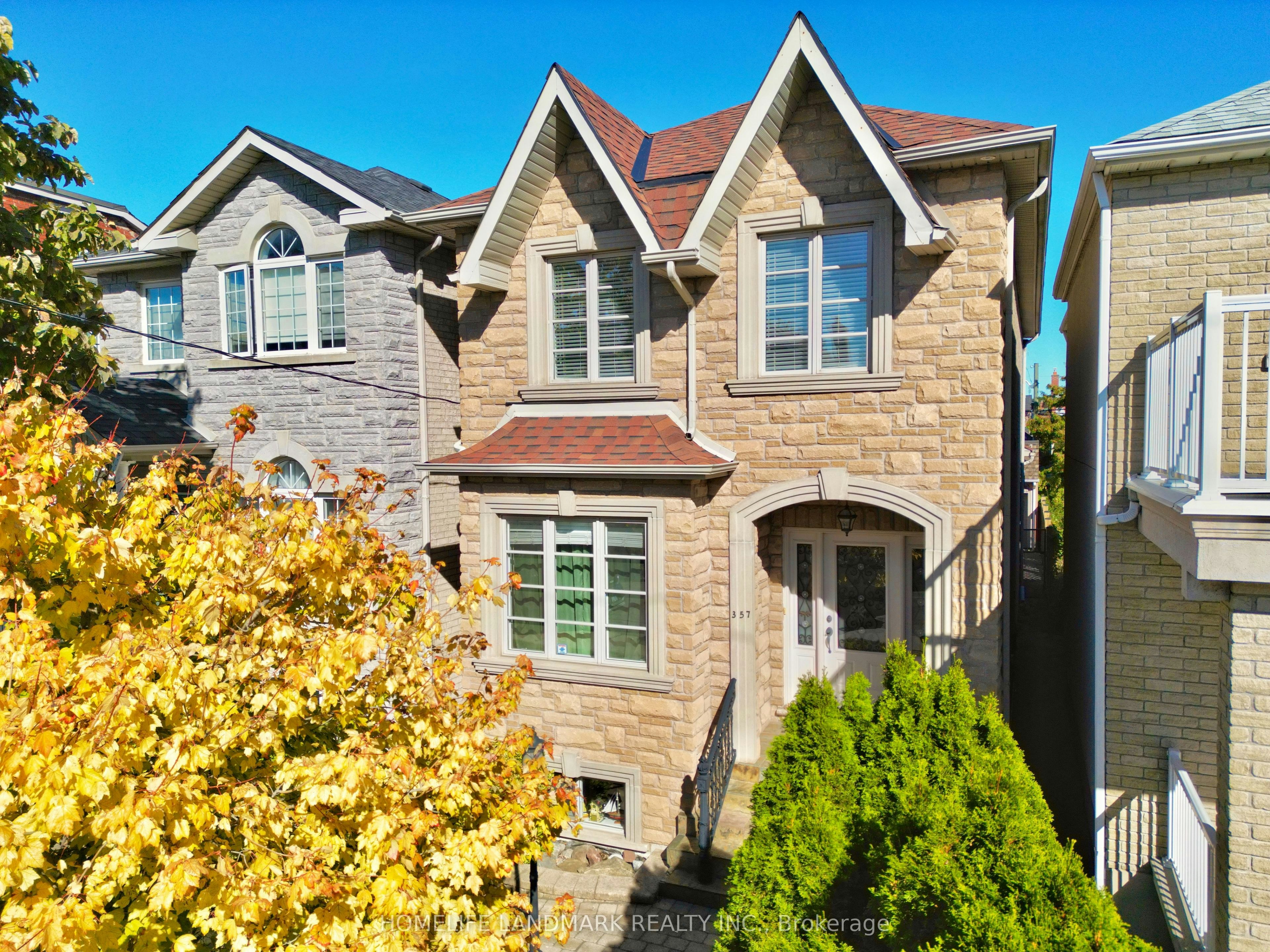357 Bartlett Avenue N, Toronto, ON, M6H 3G8