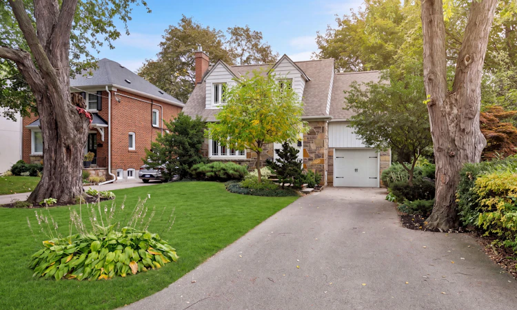 145 Brentwood Road N
