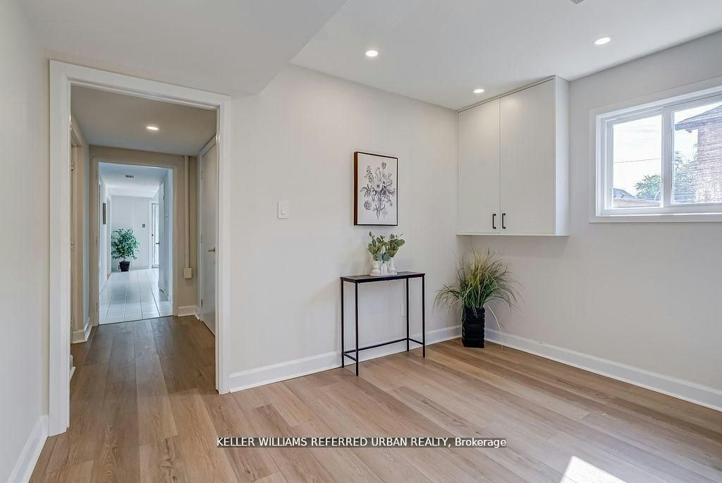 Upper-55 Tedder Street, Toronto, ON, M6M 4X2 - 21