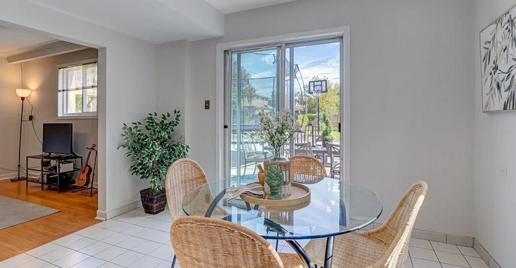 Upper-55 Tedder Street, Toronto, ON, M6M 4X2 - 27