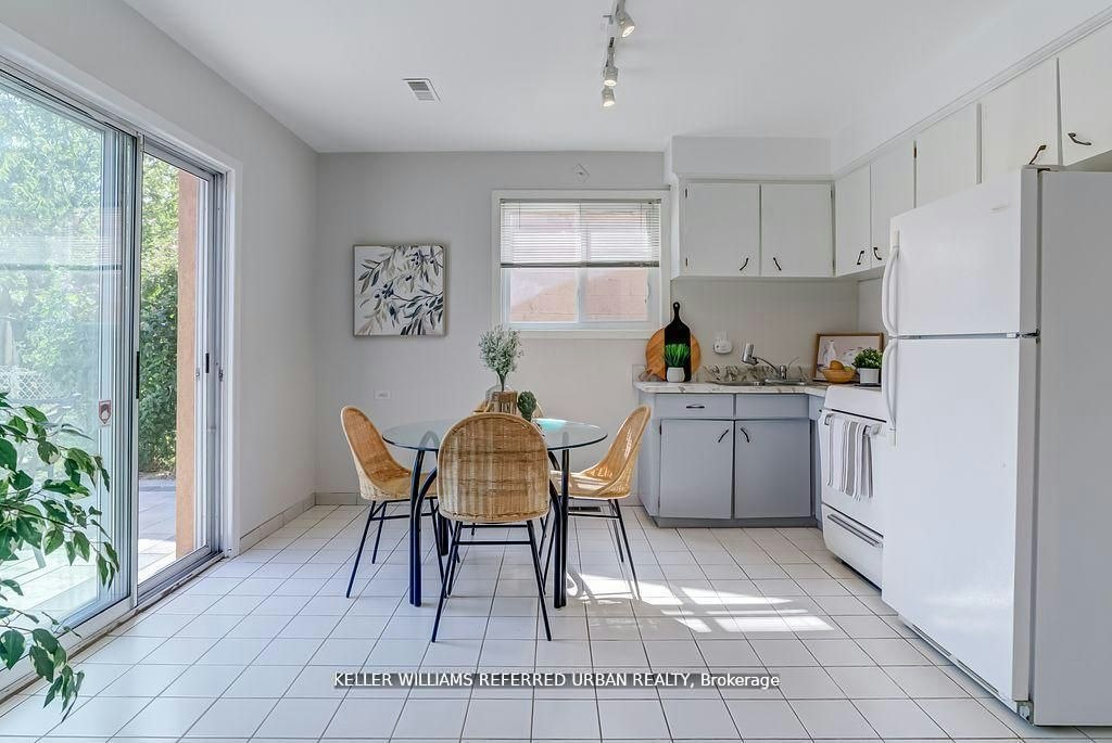 Upper-55 Tedder Street, Toronto, ON, M6M 4X2 - 24