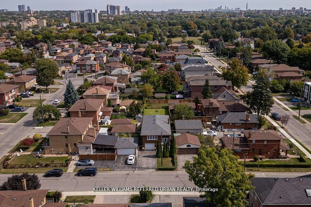 Upper-55 Tedder Street, Toronto, ON, M6M 4X2 - 41