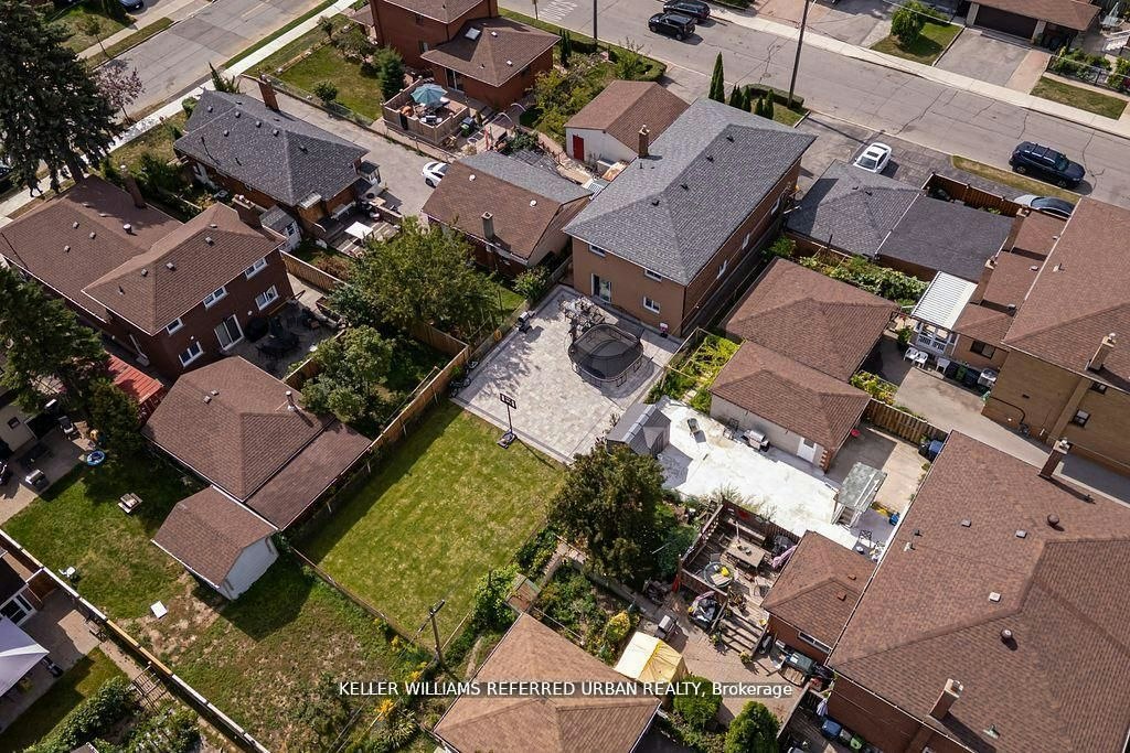 Upper-55 Tedder Street, Toronto, ON, M6M 4X2 - 44
