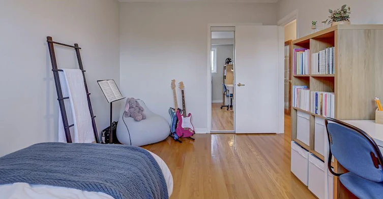 Lower-55 Tedder Street, Toronto, ON, M6M 4X2 - 16