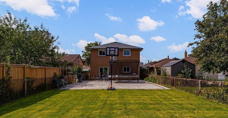 Lower-55 Tedder Street, Toronto, ON, M6M 4X2 - 34