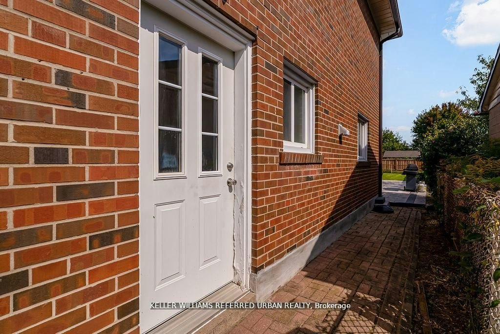 Lower-55 Tedder Street, Toronto, ON, M6M 4X2 - 40