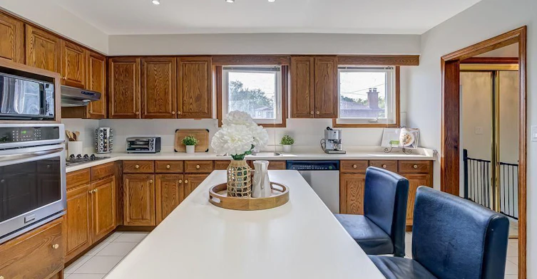 Lower-55 Tedder Street, Toronto, ON, M6M 4X2 - 9
