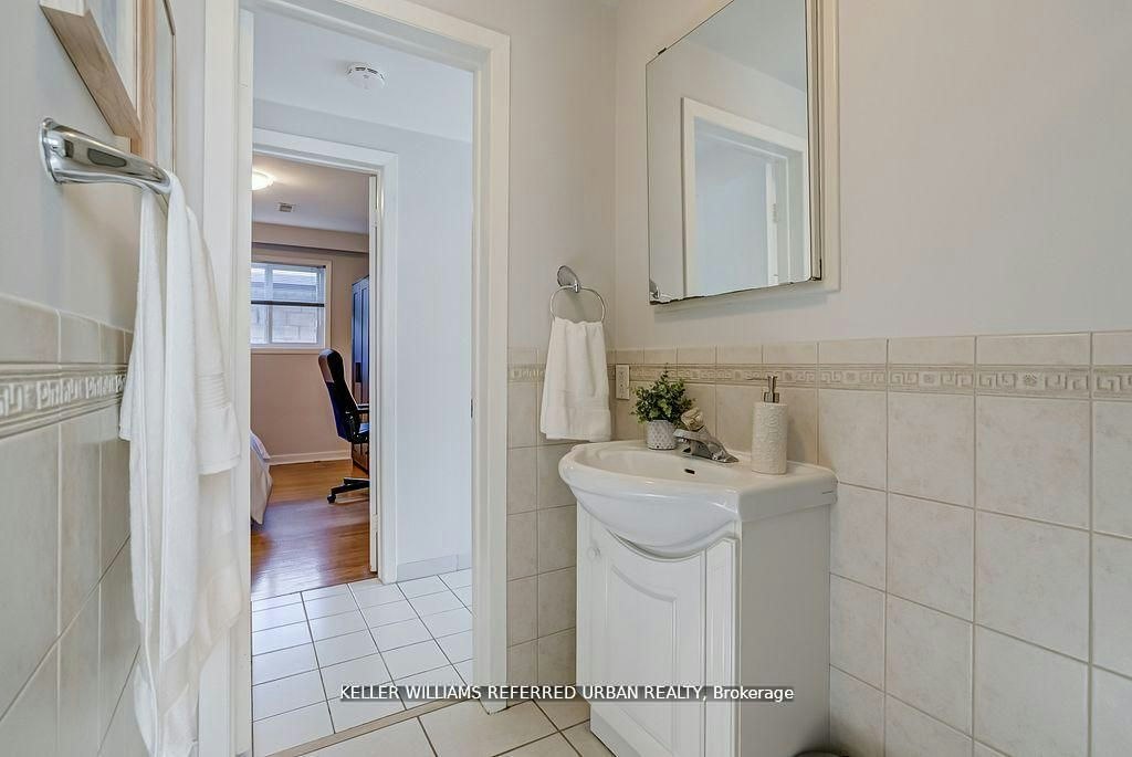 Lower-55 Tedder Street, Toronto, ON, M6M 4X2 - 32