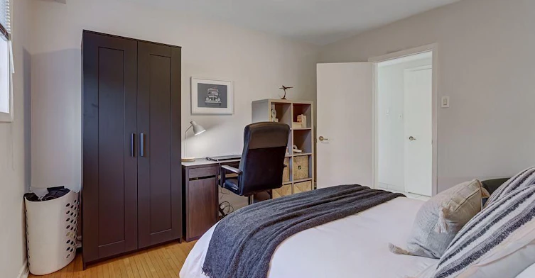 Lower-55 Tedder Street, Toronto, ON, M6M 4X2 - 30