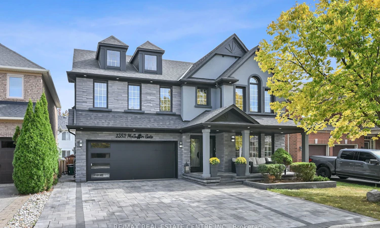 1352 Mcguffin Gate
