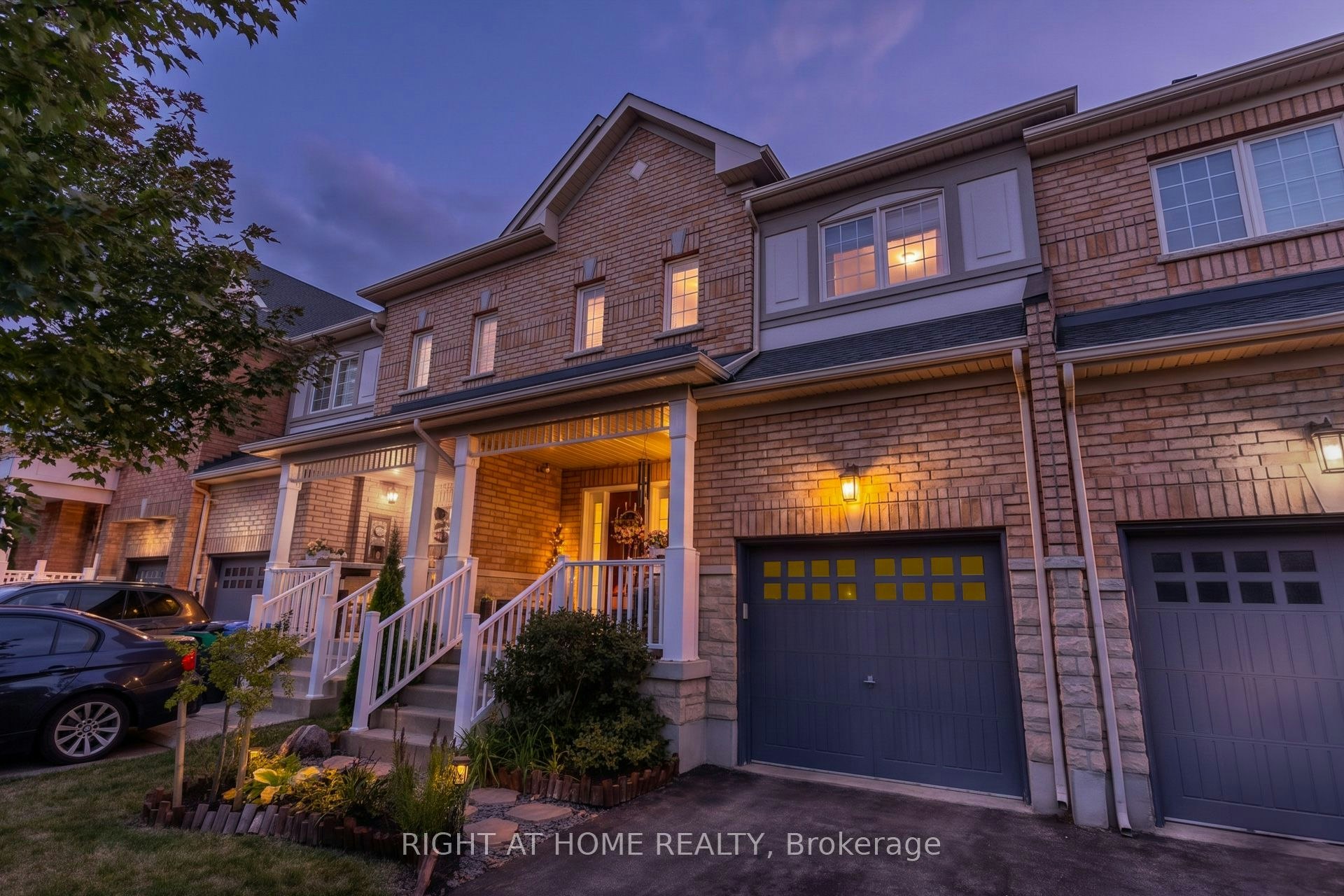 27 Fallis Crescent, Caledon, ON, L7C 3R5