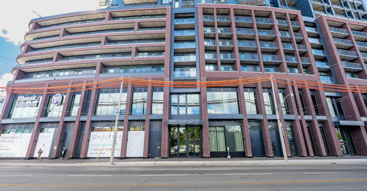 2703-1185 Dupont Street, Toronto, ON, M6H 0G5 - 2