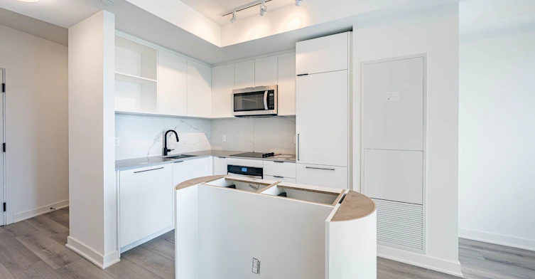 2703-1185 Dupont Street, Toronto, ON, M6H 0G5 - 16