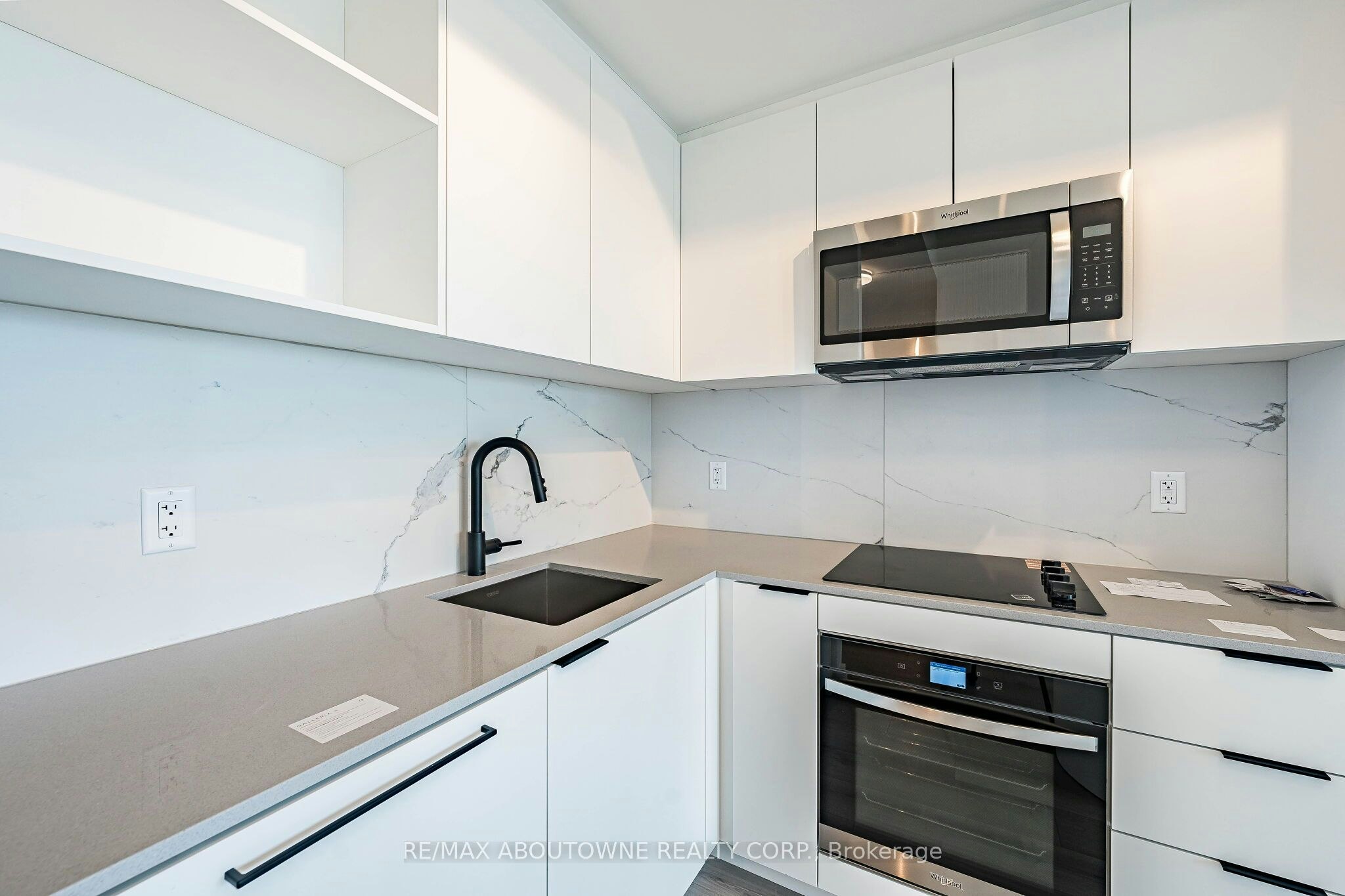 2703-1185 Dupont Street, Toronto, ON, M6H 0G5 - 17