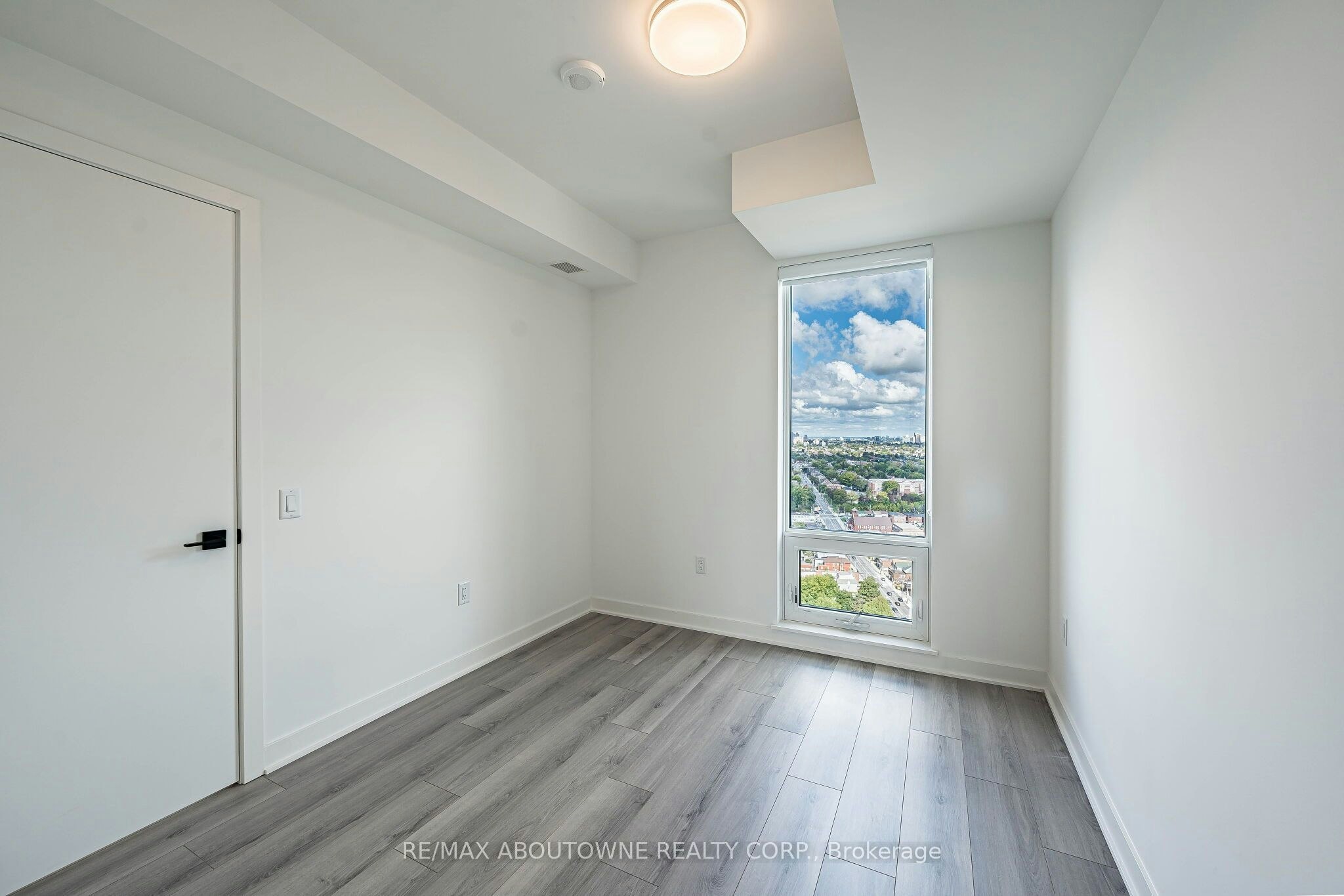 2703-1185 Dupont Street, Toronto, ON, M6H 0G5 - 22
