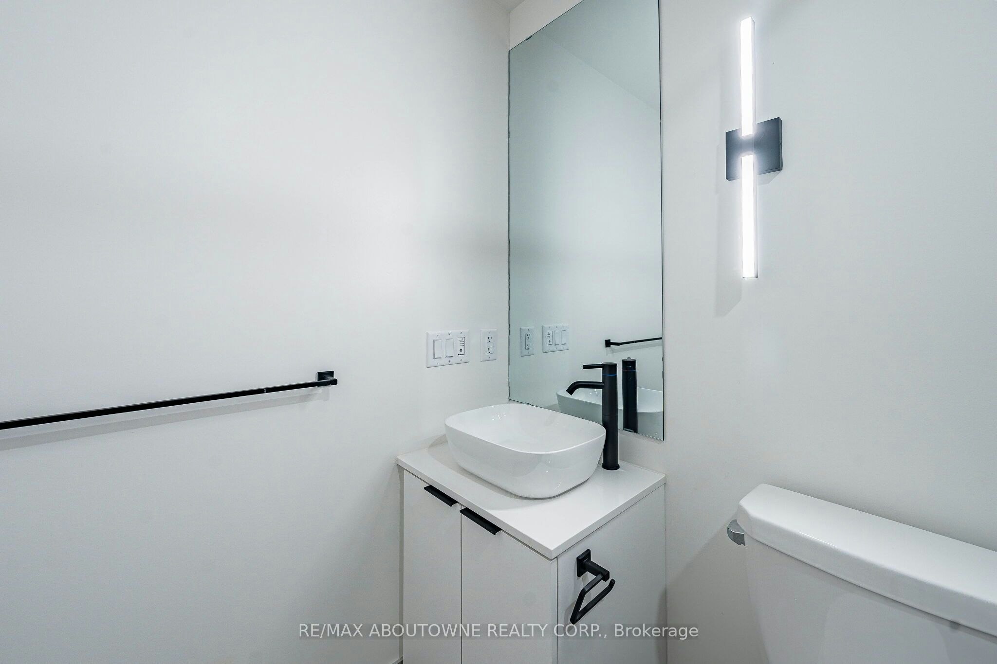 2703-1185 Dupont Street, Toronto, ON, M6H 0G5 - 26