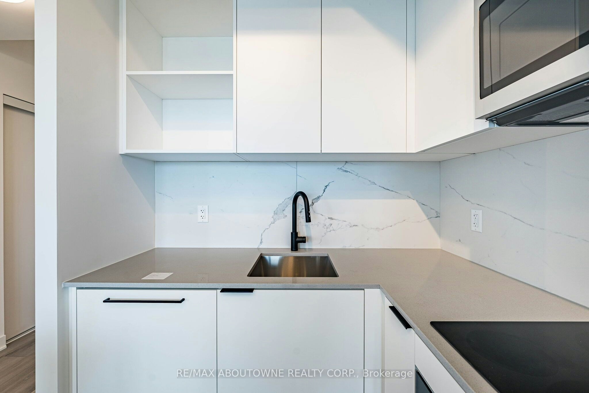 2703-1185 Dupont Street, Toronto, ON, M6H 0G5 - 18