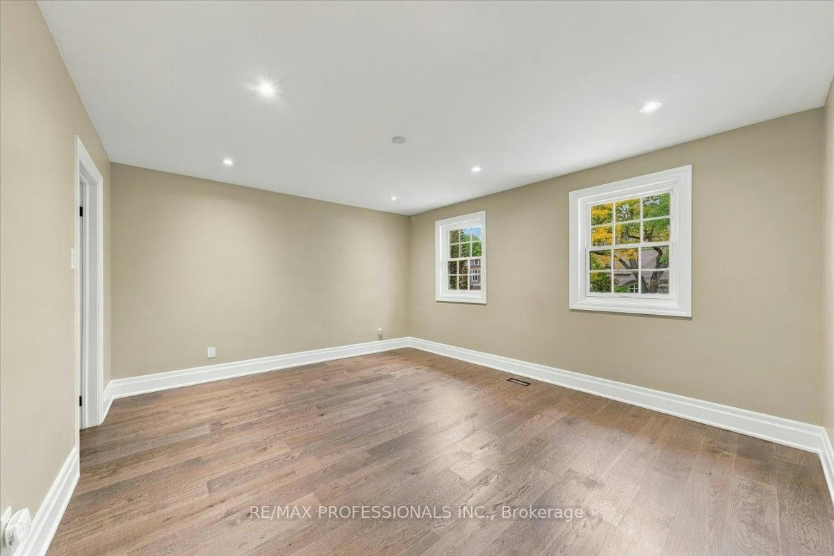 53 Edenvale Crescent, Toronto, ON, M9A 4A5 - 29