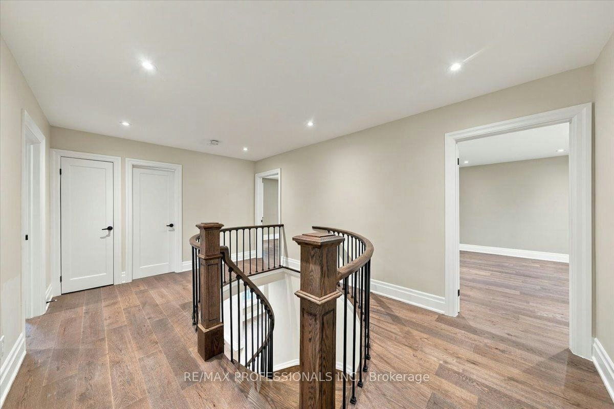 53 Edenvale Crescent, Toronto, ON, M9A 4A5 - 21