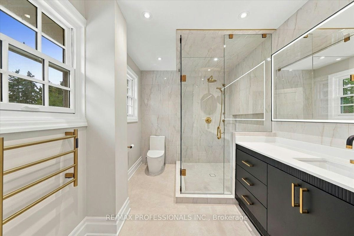 53 Edenvale Crescent, Toronto, ON, M9A 4A5 - 26