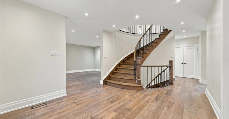 53 Edenvale Crescent, Toronto, ON, M9A 4A5 - 4