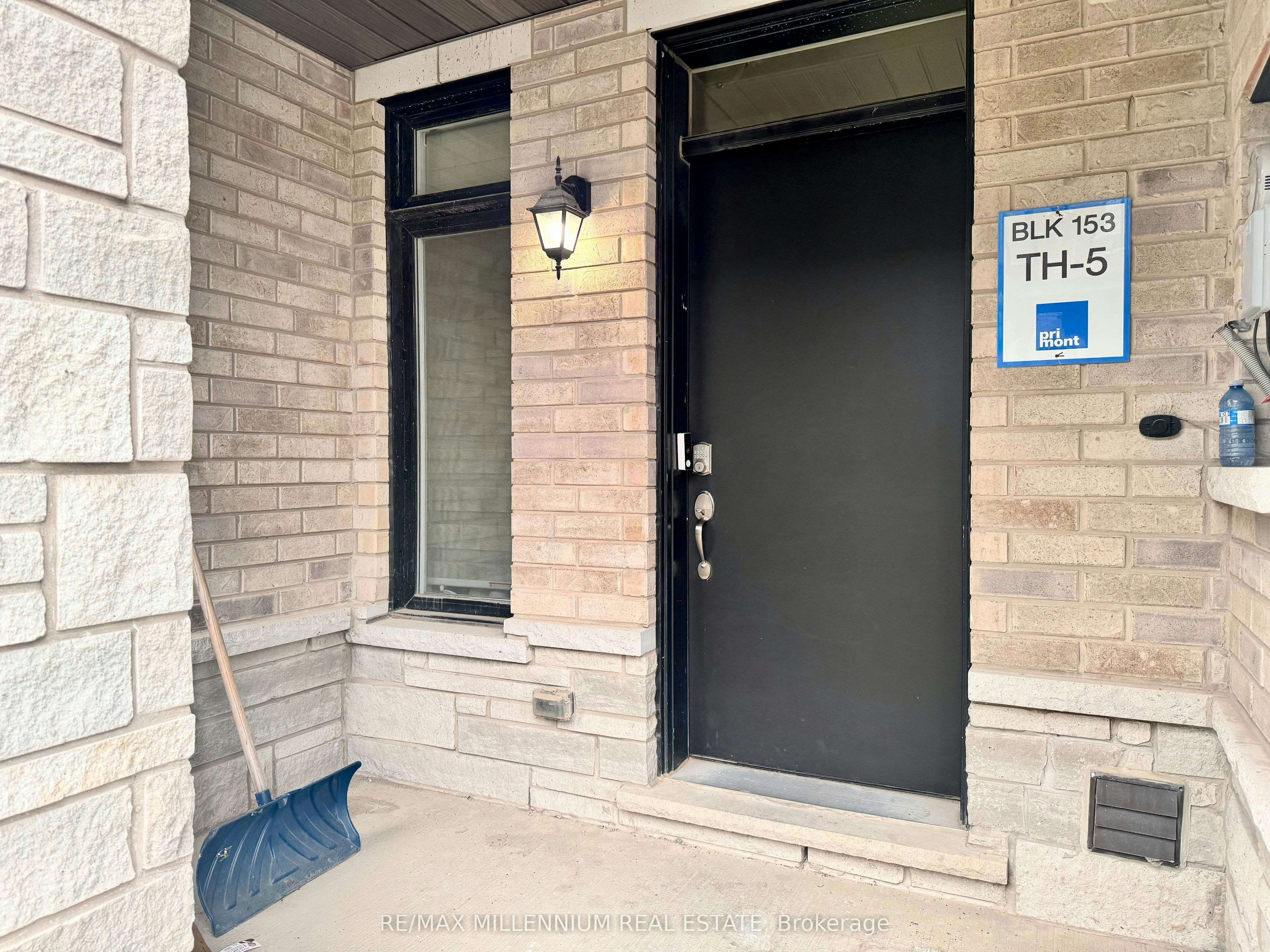 1559 Moonseed Place, Milton, ON, L9E 1V4 2