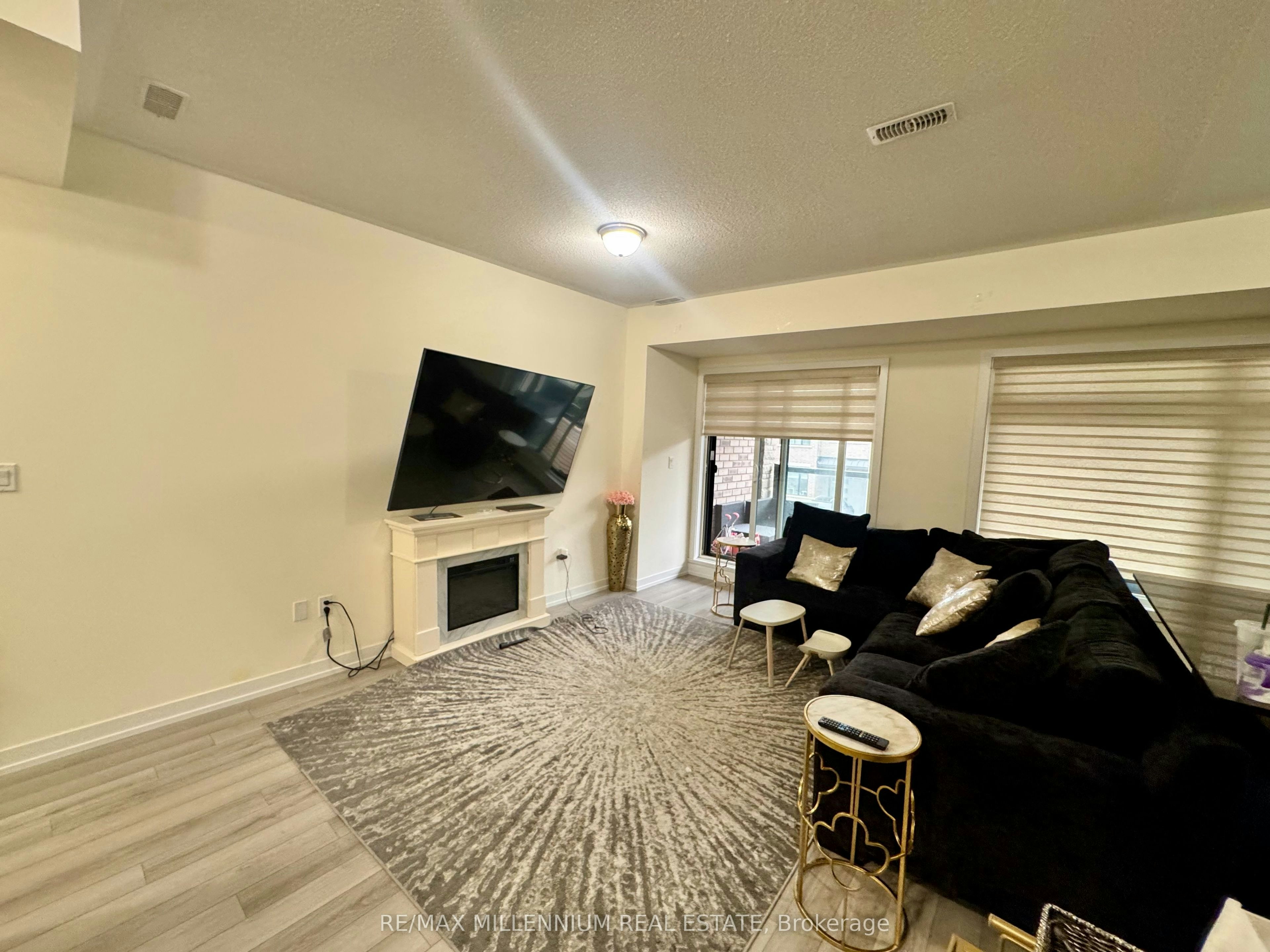 1559 Moonseed Place, Milton, ON, L9E 1V4 4