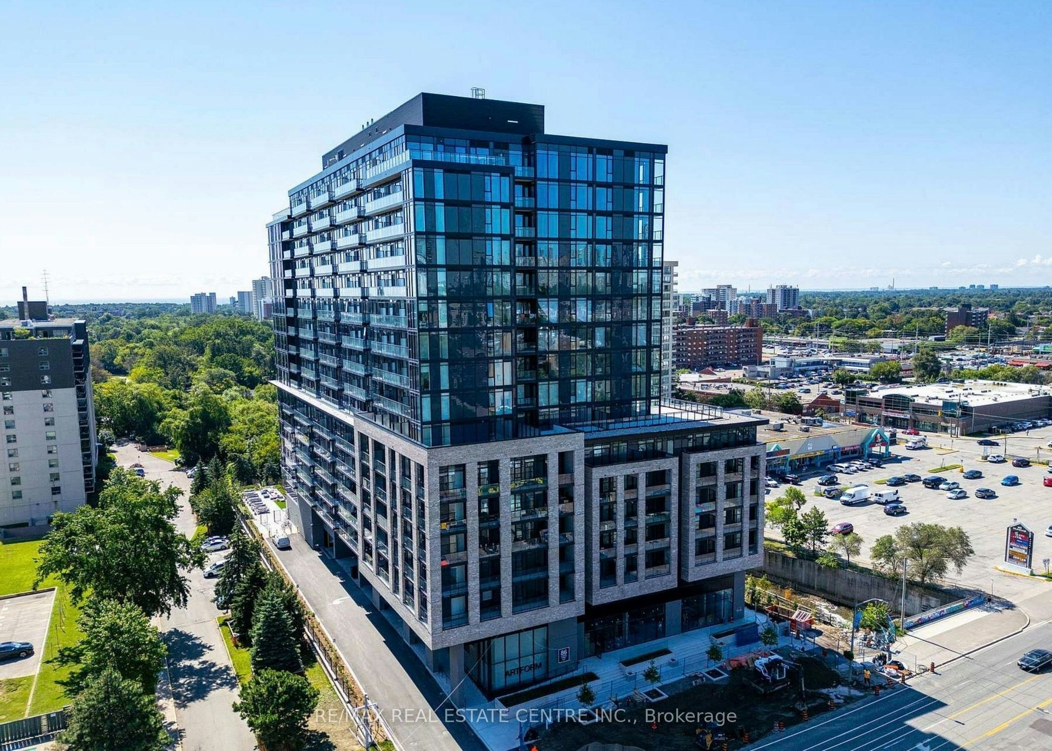 603-86 Dundas Street E, Mississauga, ON, L5A 0B1