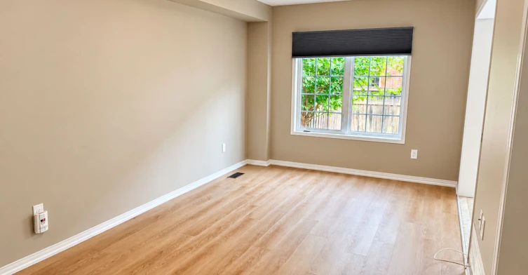 3317 Mikalda Road, Burlington, ON, L7M 0K8 - 4