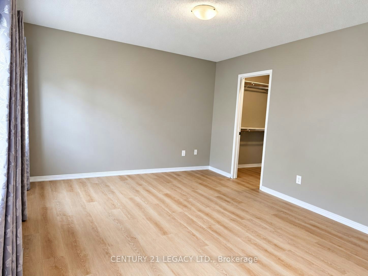 3317 Mikalda Road, Burlington, ON, L7M 0K8 - 16