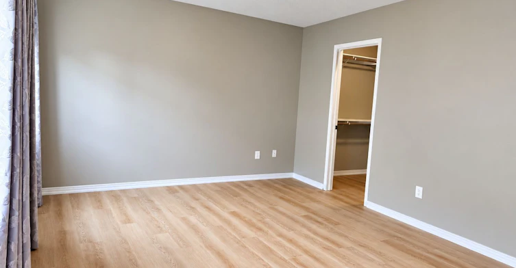 3317 Mikalda Road, Burlington, ON, L7M 0K8 - 16
