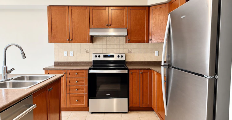 3317 Mikalda Road, Burlington, ON, L7M 0K8 - 10