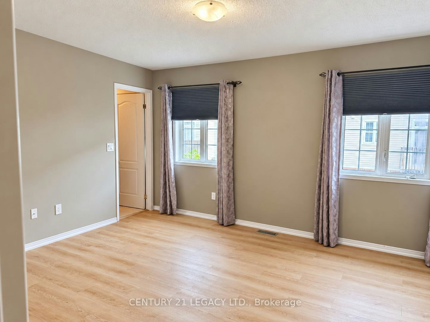 3317 Mikalda Road, Burlington, ON, L7M 0K8 - 20