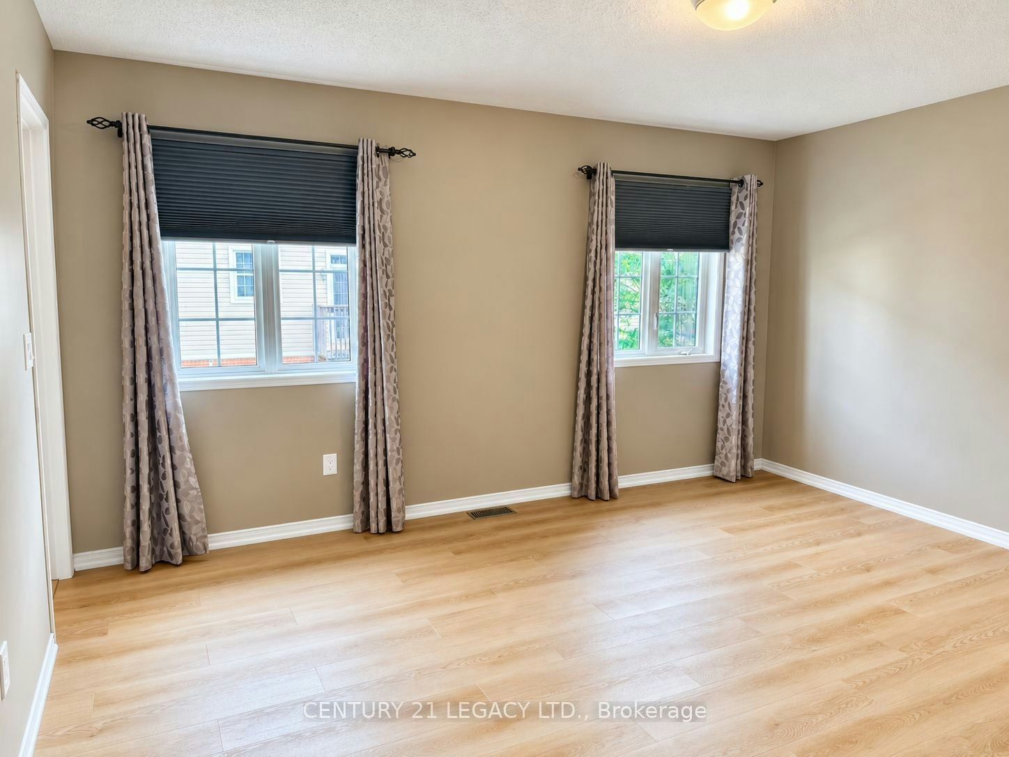 3317 Mikalda Road, Burlington, ON, L7M 0K8 - 18