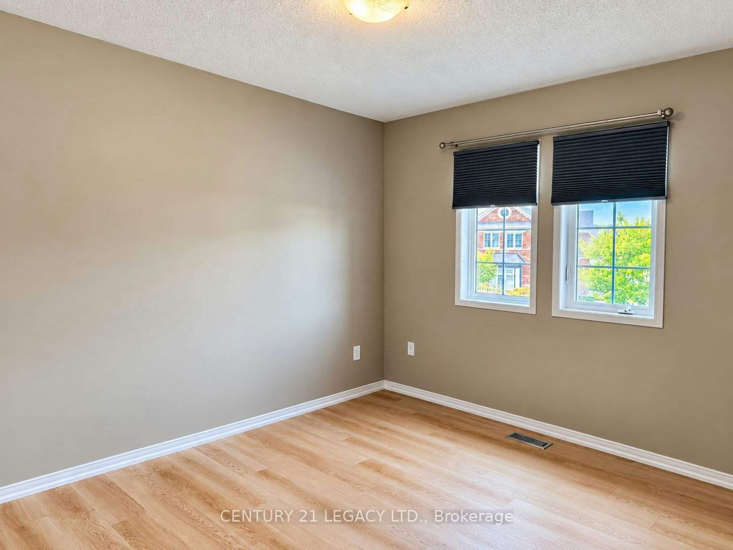 3317 Mikalda Road, Burlington, ON, L7M 0K8 - 22