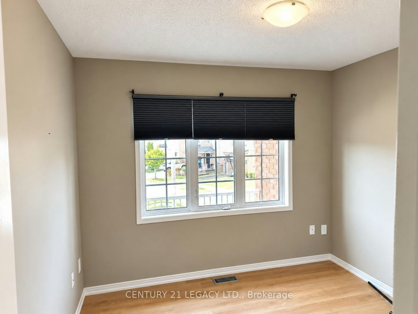 3317 Mikalda Road, Burlington, ON, L7M 0K8 - 24