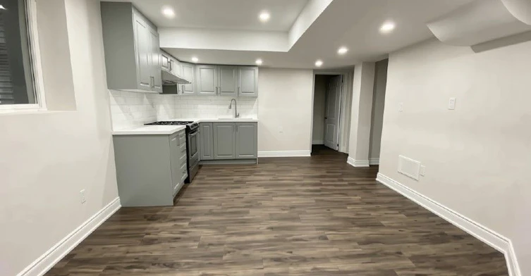 33 Raccoon Street, Brampton, ON, L6S 6L4 - 2