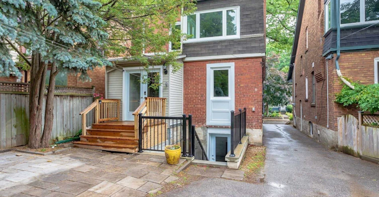 Bsmnt-278 Armadale Avenue, Toronto, ON, M6S 3X4 - 9