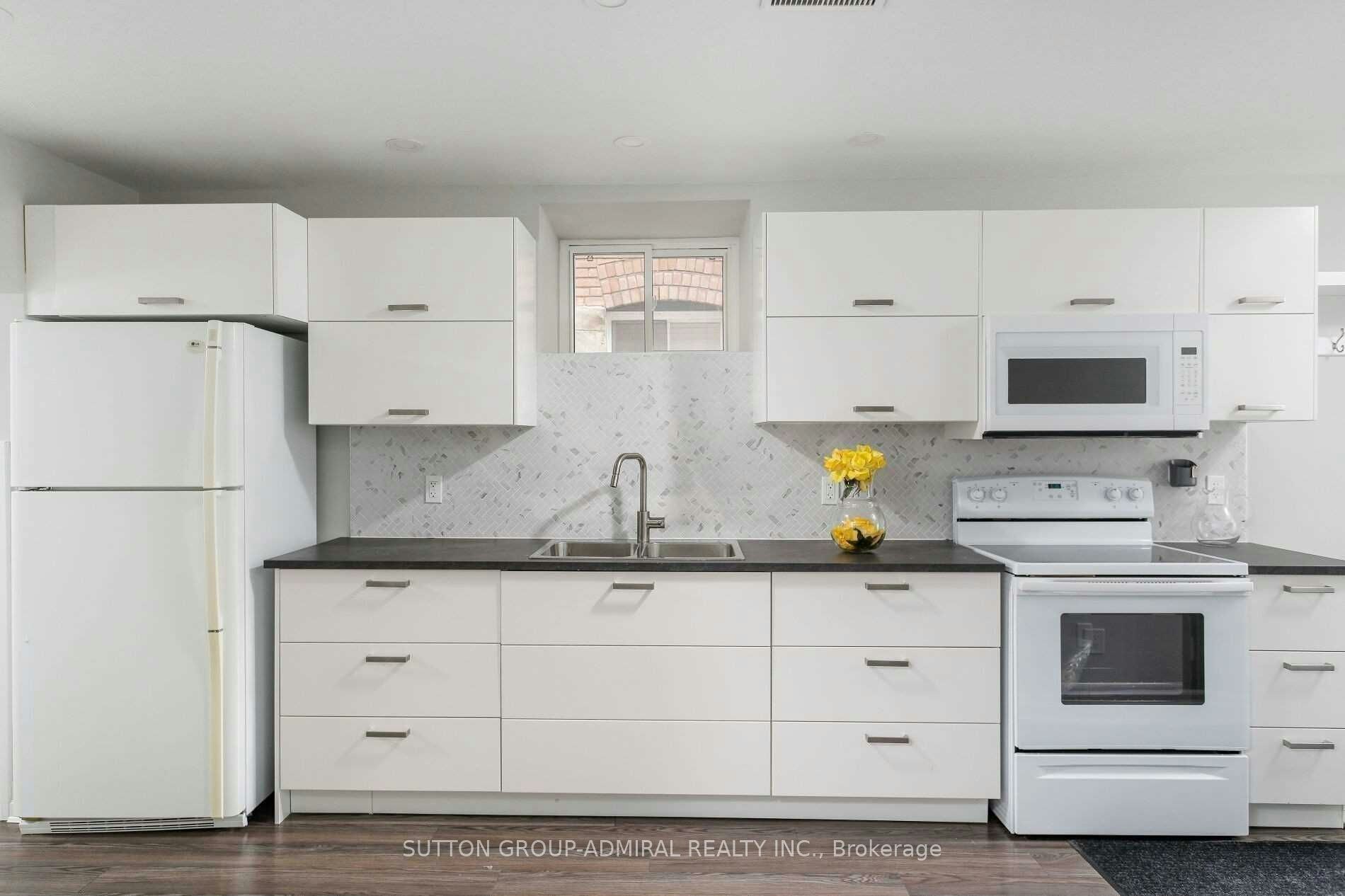 Bsmnt-278 Armadale Avenue, Toronto, ON, M6S 3X4 - 5