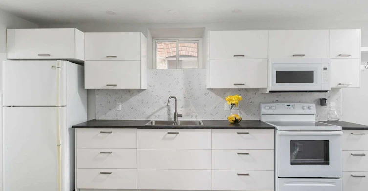 Bsmnt-278 Armadale Avenue, Toronto, ON, M6S 3X4 - 5