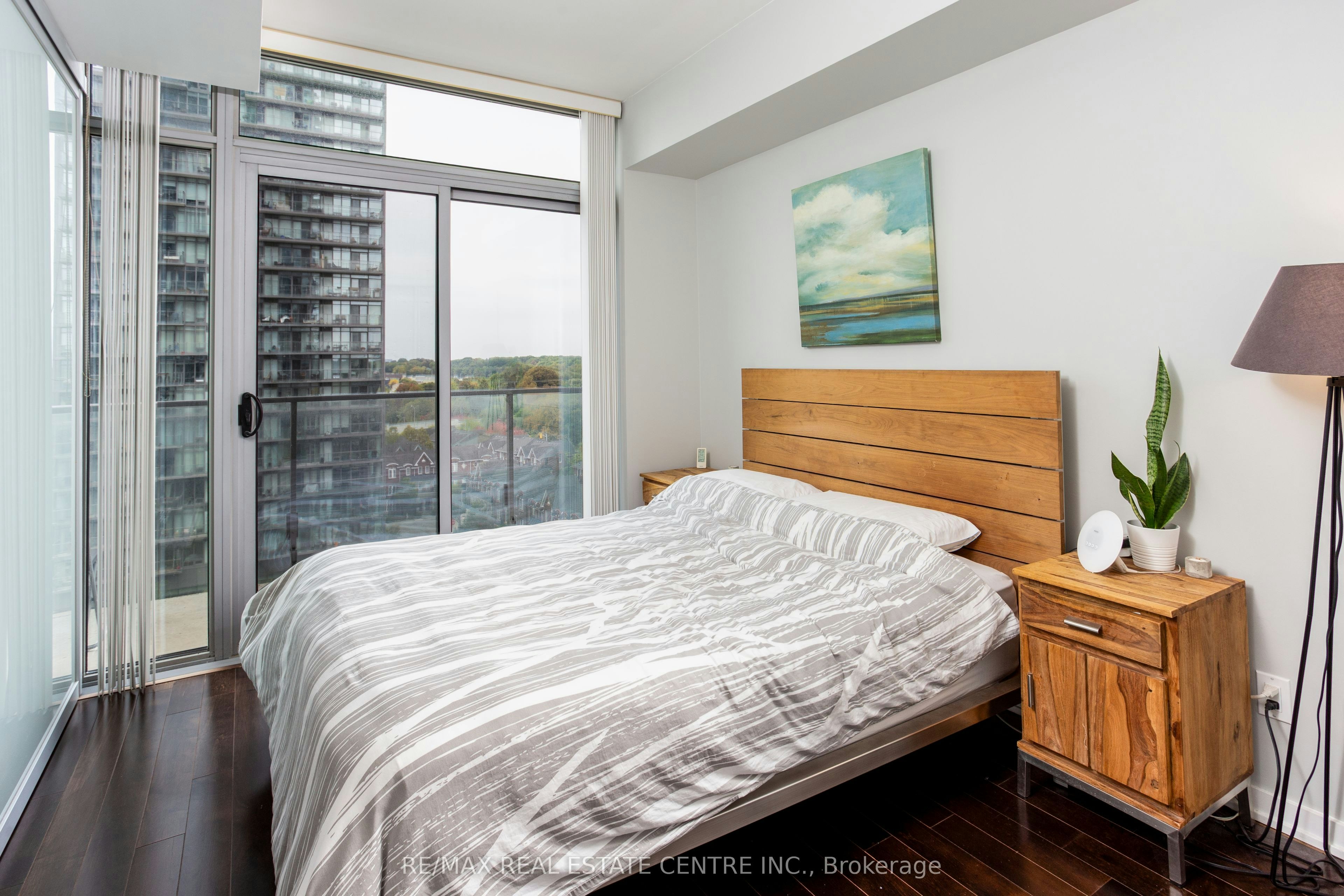 912-103 The Queensway N/A, Toronto, ON, M6S 5B3 - 18